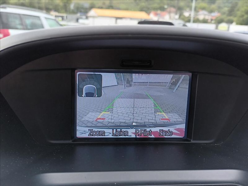 Ford Kuga 2,0 TDCi,120kw,4x4,NAVI,KAMERA - fotka 36 z 50