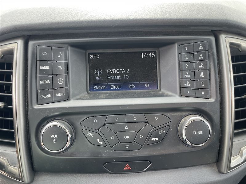 Ford Ranger 2,2 TDCi 118kw 4x4 Manual CZau - fotka 16 z 33