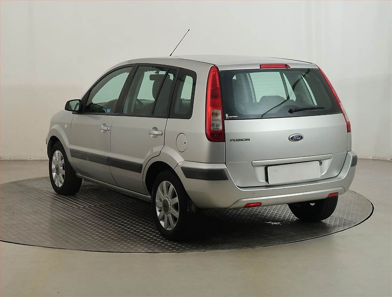 Ford Fusion (2009) 1.4, nová STK, jezdí výborně - fotka 4 z 14