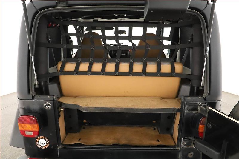 Jeep Wrangler (1996) 2.5, 4X4 - fotka 13 z 13