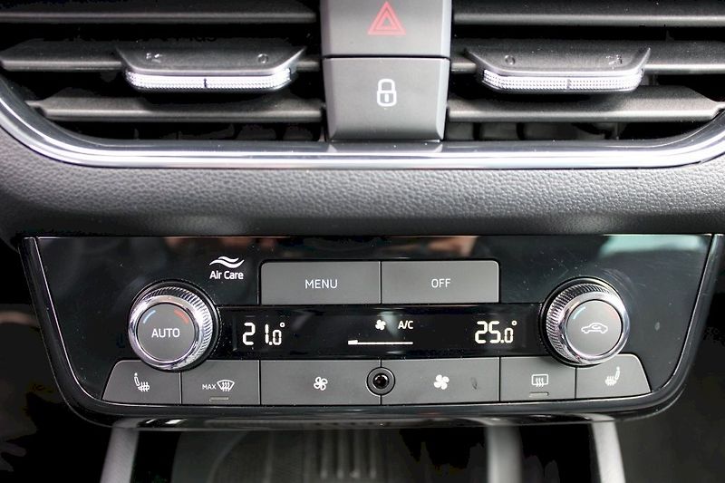 Škoda Scala (2024) Selection 1,5 TSI 110kW DSG - fotka 14 z 25