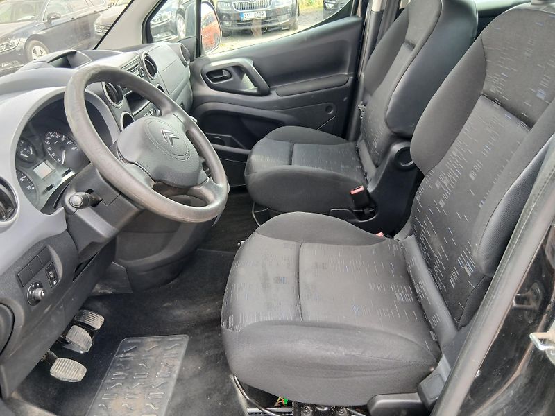Citroën Berlingo 1.6 , tažné, klima - fotka 15 z 26