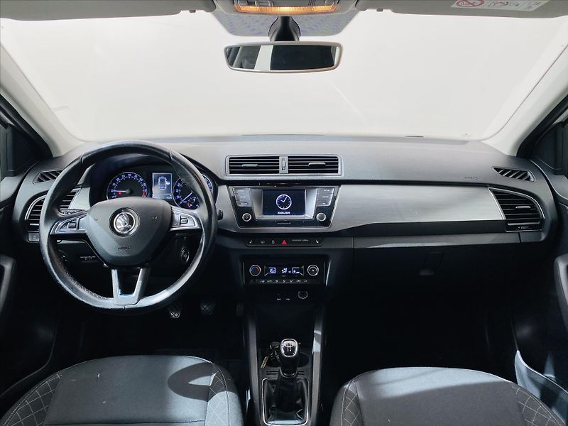 Škoda Fabia 1,4 TDI 66kW Style - fotka 9 z 24