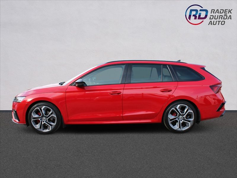 Škoda Octavia 2,0 TDI  RS,AUTOMAT,4x4,120LET - fotka 8 z 46