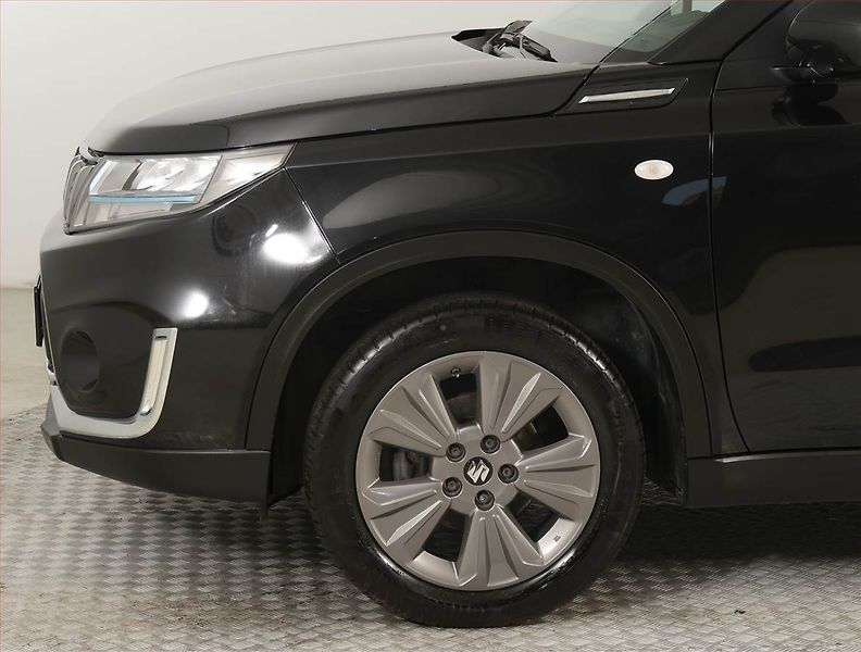 Suzuki Vitara (2023) Premium 1.4 BoosterJet - fotka 14 z 19