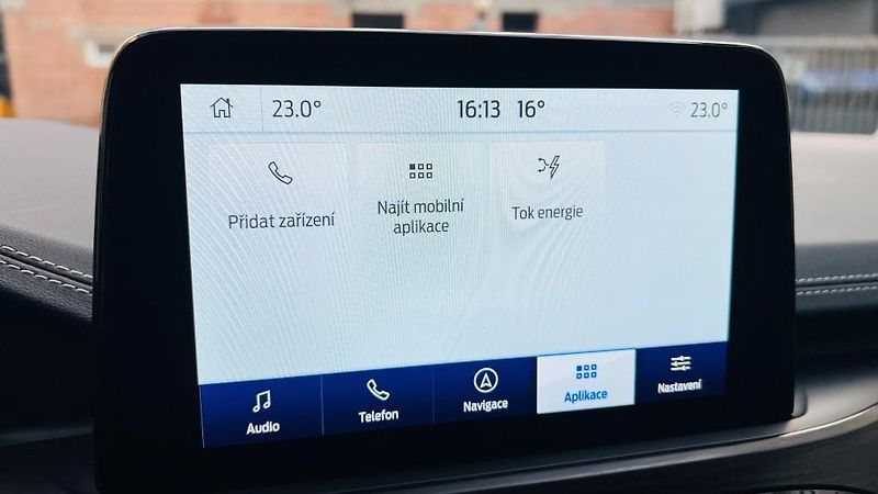 Ford Kuga (2022) 2.5i PHEV 165 kW Vignale AT - fotka 27 z 42