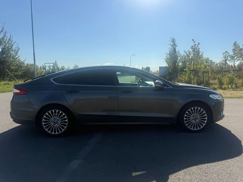 Ford Mondeo 2,0 Tdci Liftback Automat - fotka 6 z 17
