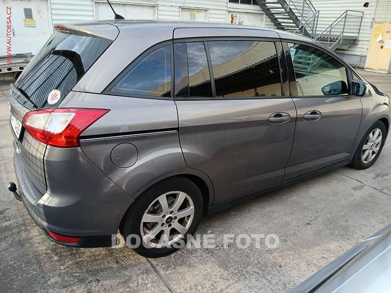 Ford Grand C-MAX (2011) 1.6 CDTI - fotka 2 z 3