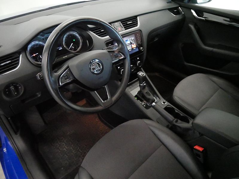 Škoda Octavia - fotka 14 z 28