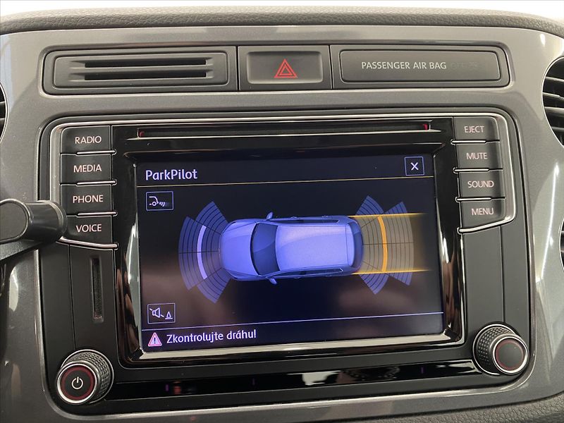 Volkswagen Tiguan 2,0 TDI 81 kW Trend & Fun - fotka 19 z 27