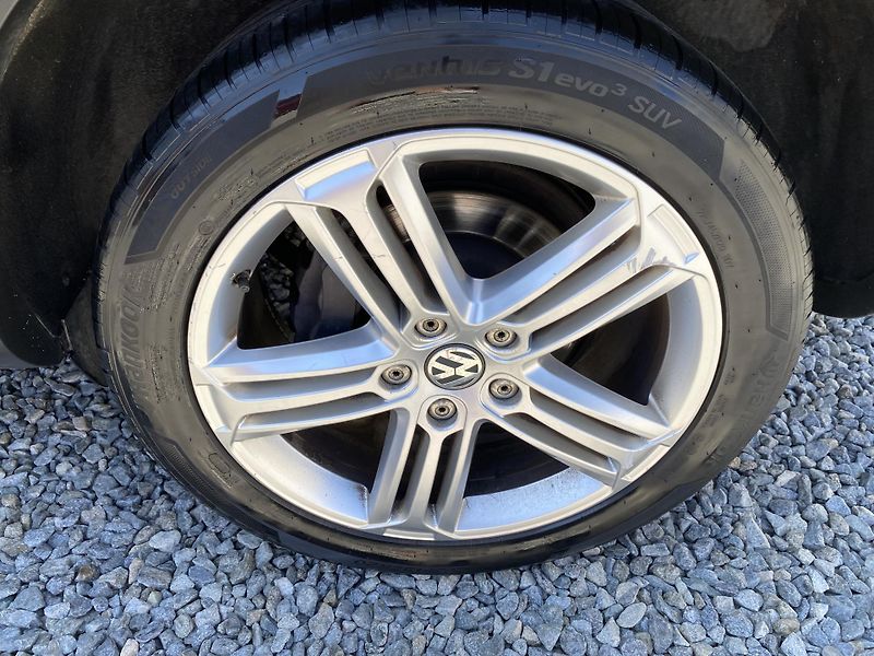 Volkswagen Touareg 3.0TDi 4x4 FL 2017 ELEGANCE 1A - fotka 34 z 176