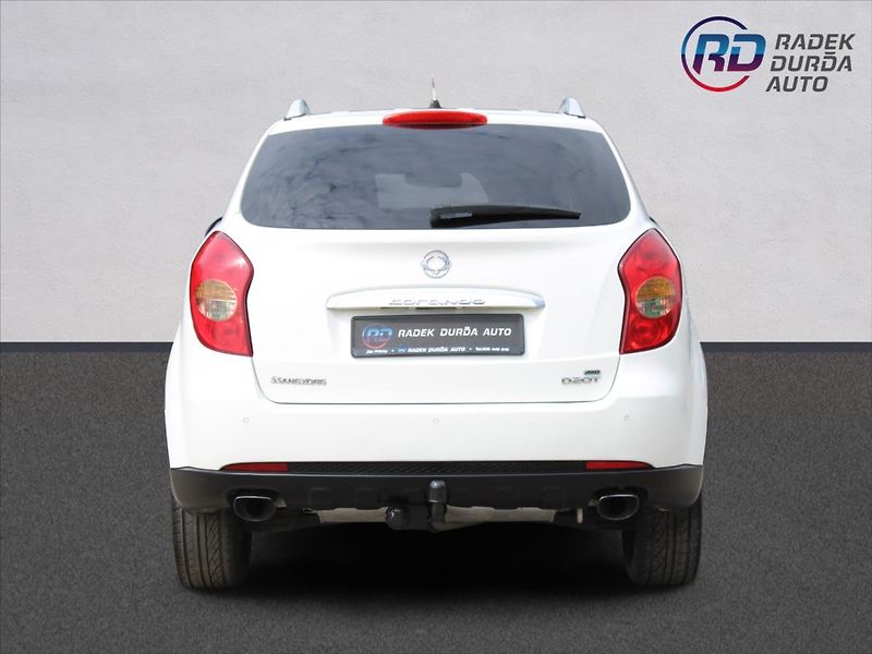 SsangYong Korando 2,0 D20T  AUTOMAT,4x4,TAŽNÉ - fotka 6 z 27