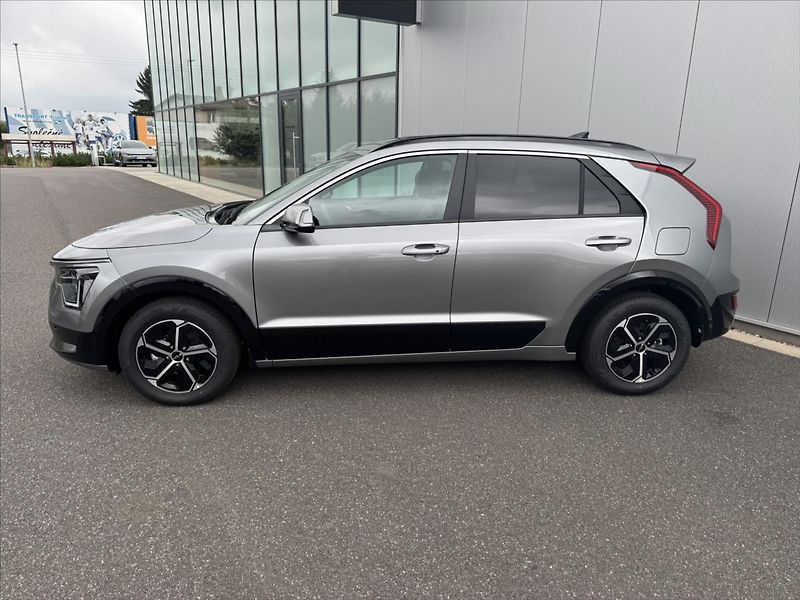 Kia Niro (2025) 1,6   GDI HEV 6DCT STYLE - fotka 2 z 17