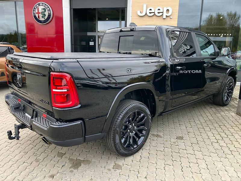 Dodge RAM (2025) 3.0 I6 548k LIMITED NIGHT RAMB - fotka 24 z 81