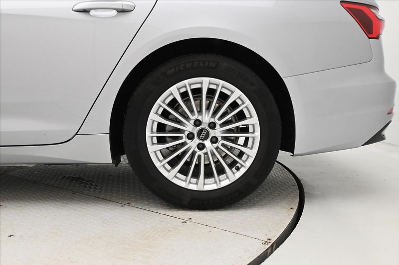 Audi A6 2,0 TDI 150kW QUATTRO Záruka a - fotka 31 z 31