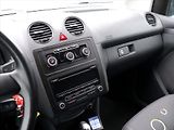 Volkswagen Caddy 1,6 TDI 75kW DSG Tažné Serv.Kn - náhled 21