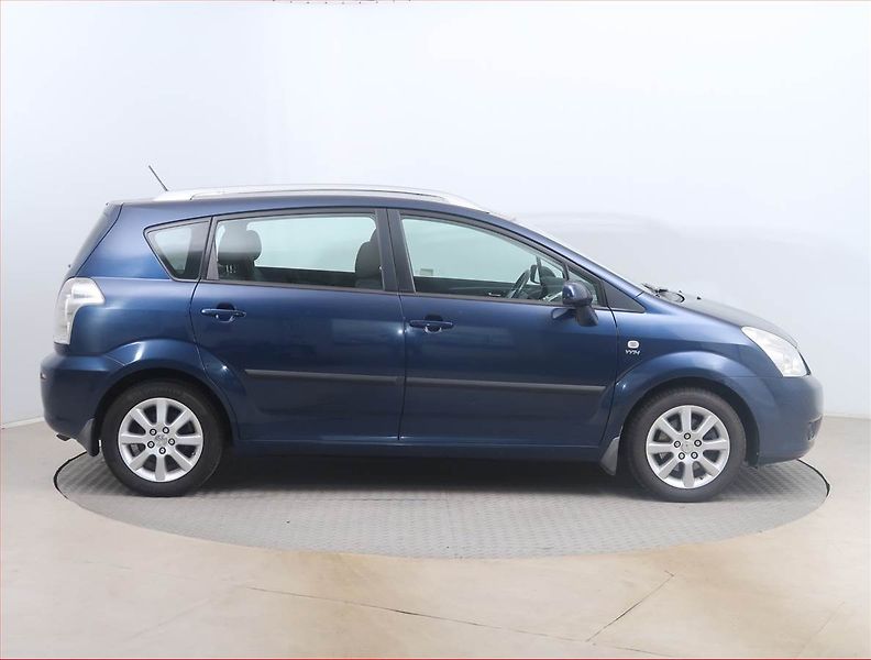 Toyota Corolla Verso (2004) 1.8, Tempomat - fotka 6 z 14