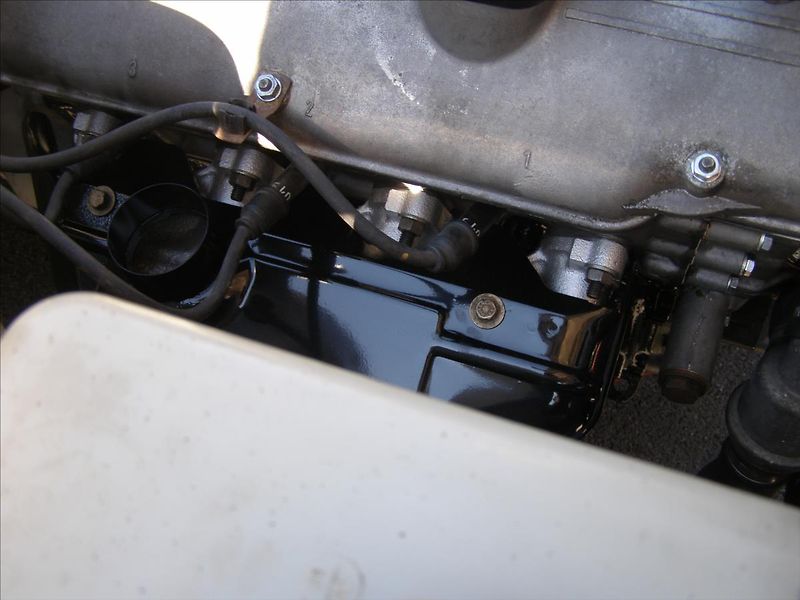 BMW Řada 3 1,8 - fotka 27 z 28