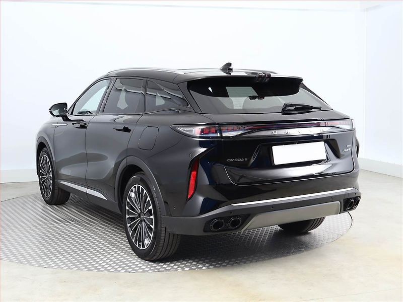 Omoda 9 (2026) SHS 1.5 PHEV - fotka 4 z 28