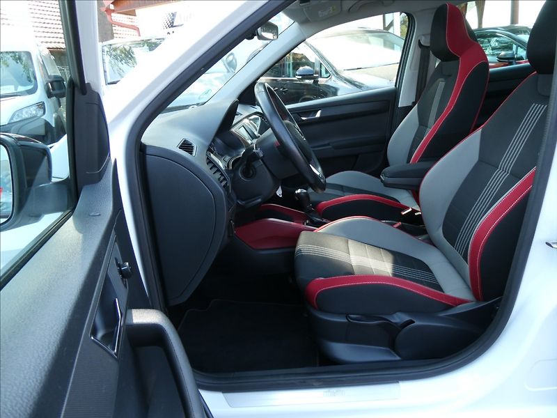 Škoda Fabia 1,2 TSi 81kW MONTE CARLO, DSG - fotka 26 z 60