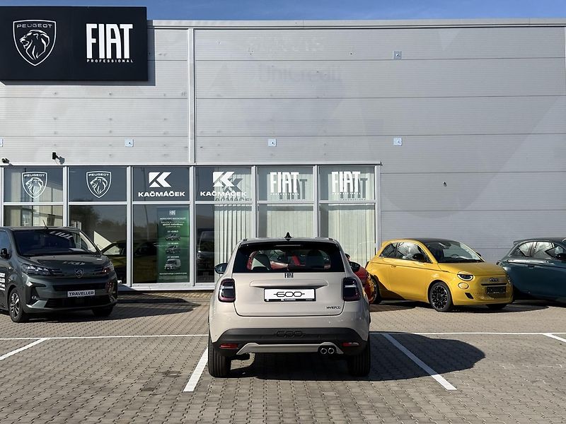 Fiat 600 (2026) Icon 1.2 Turbo Hybrid 145k  - fotka 5 z 25