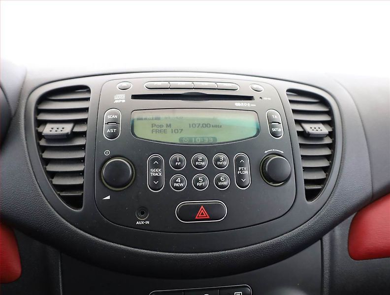 Hyundai i10 (2009) Style 1.2, ČR,1.maj - fotka 10 z 12