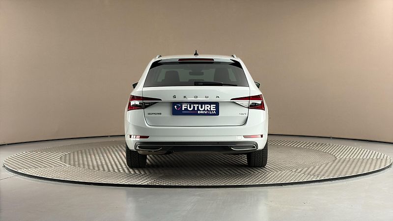 Škoda Superb 2.0 TDI DSG 4x4 L&K Combi - fotka 5 z 33