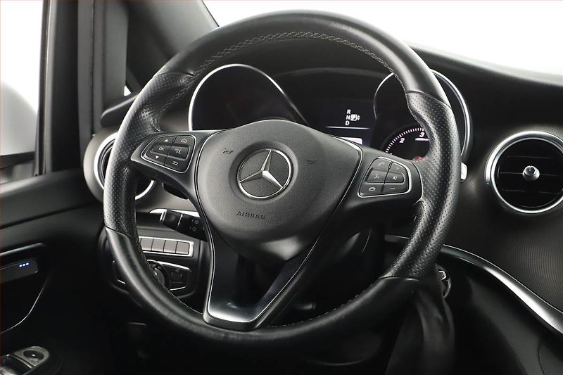 Mercedes-Benz Třídy V (2015) 250 d, ČR, DPH - fotka 17 z 21