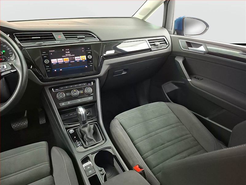 Volkswagen Touran (2019) 1.5 TSI - fotka 8 z 21