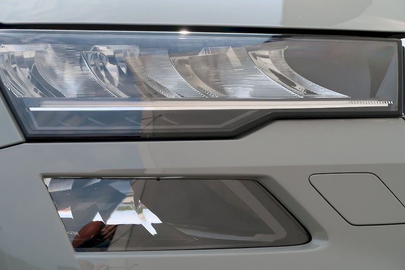 Škoda Karoq (2025) Selection 1,5 TSi/110 kW M - fotka 33 z 34