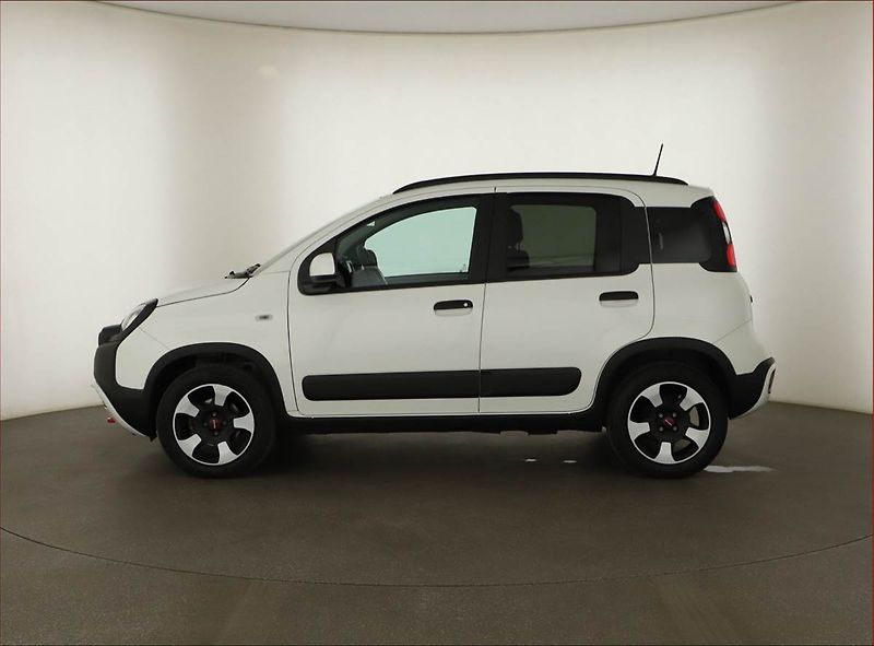 Fiat Panda (2024) Cross 1.0 FireFly, Serv.kniha - fotka 3 z 13