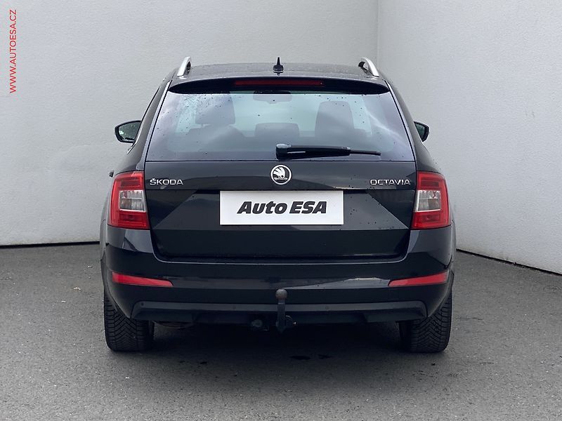 Škoda Octavia (2014) 2.0 TDi, Ambiente, DSG - fotka 5 z 18