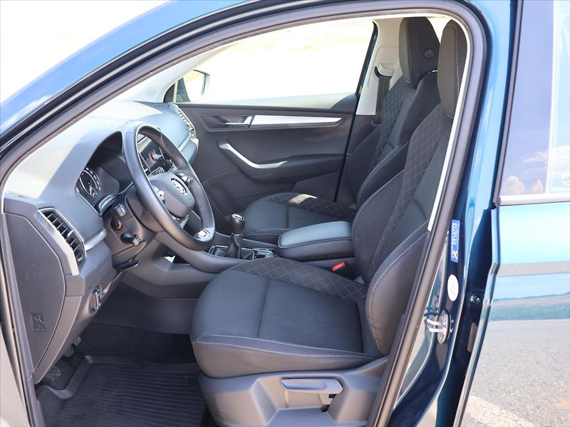 Škoda Karoq 2,0 TDI LED Navi CZ DPH 1.Maj - fotka 11 z 32