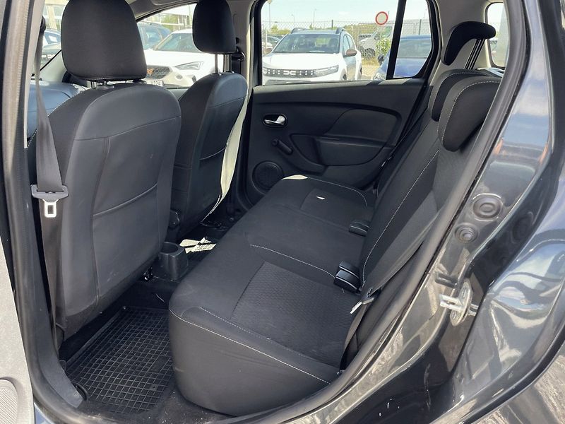 Dacia Logan (2018) 1.0 SCe,54kW,ČR,Klima - fotka 25 z 30