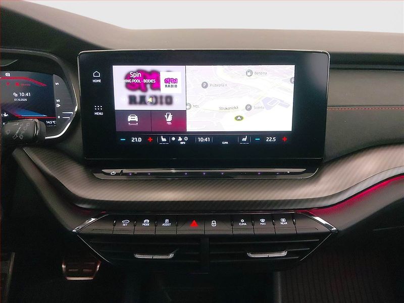 Škoda Octavia (2023) RS 2.0 TSI - fotka 12 z 17