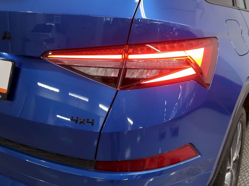 Škoda Kodiaq (2023) SPORTLINE 2.0TDI 147KW 4x4 DSG - fotka 11 z 45