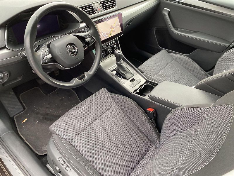 Škoda Superb (2021) 2.0 TDI DSG Style - fotka 6 z 39