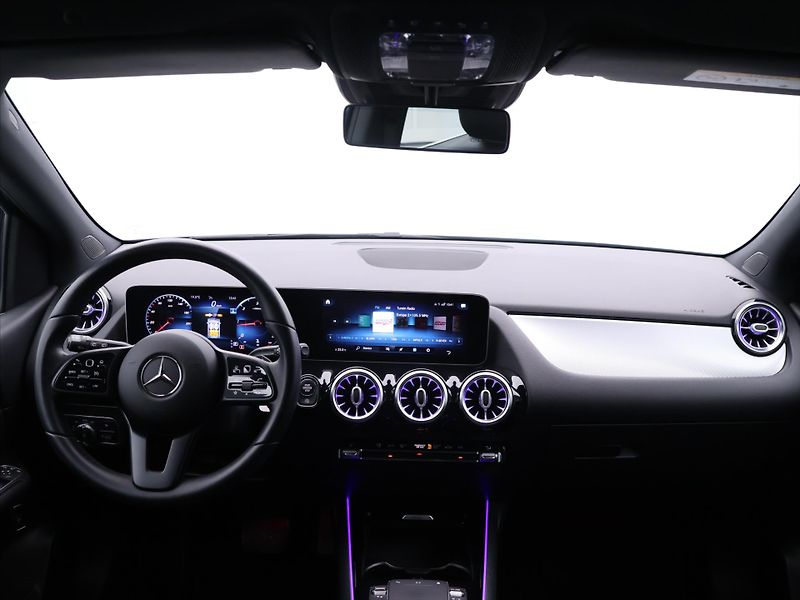 Mercedes-Benz Třídy B 2,0 200d 110kW Aut. LED CZ - fotka 29 z 36