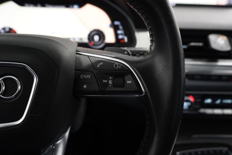 Audi Q7 3.0 TDI QUATTRO AUTOMAT - fotka 18 z 33