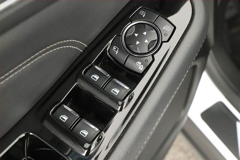 Ford S-MAX (2019) 2.0 EcoBlue, Automat, 7 míst - fotka 9 z 22