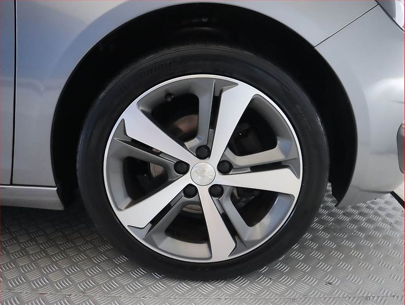 Peugeot 308 (2016) 1.6 BlueHDi, Serv.kniha, Navi - fotka 15 z 19