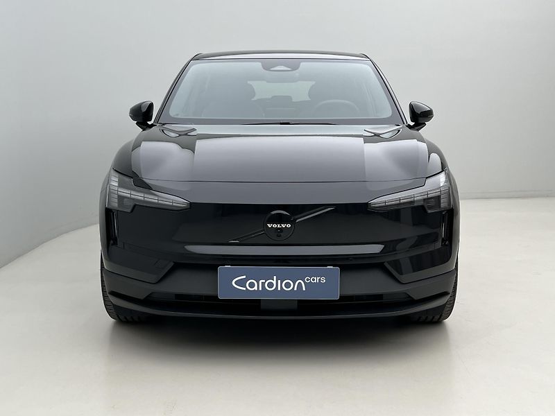 Volvo EX30 (2026) P8 AWD electric ULTRA BLACK  - fotka 14 z 49