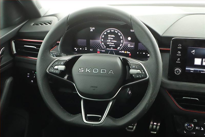 Škoda Scala (2025) 1.0 TSI, Drive, FullLed - fotka 8 z 16
