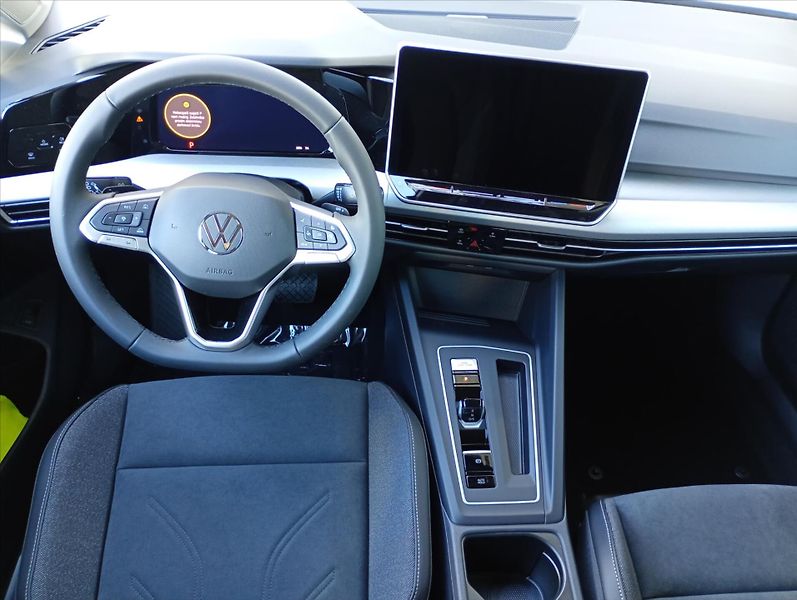 Volkswagen Golf Variant (2026) 1,5 eTSI 7DSG mHEV  People - fotka 16 z 20