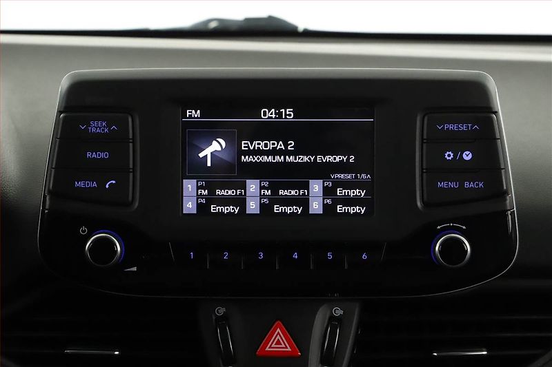 Hyundai i30 (2017) 1.0 T-GDI, Serv.kniha - fotka 12 z 16