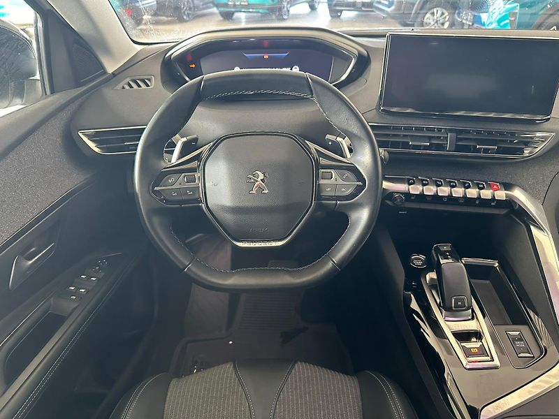 Peugeot 3008 1.2 i,AllurePack,aut,ČR,DPH - fotka 10 z 21