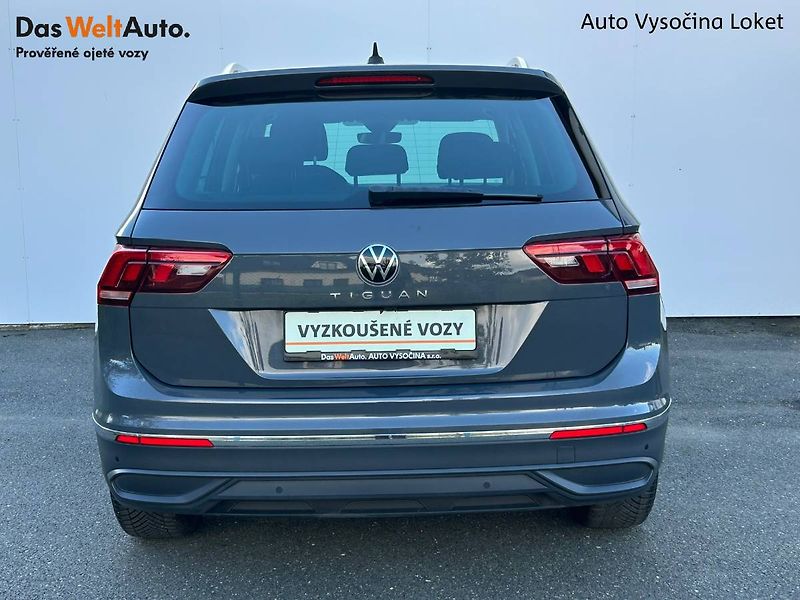 Volkswagen Tiguan (2023) 1.5 TSI 110kW MOVE manuál - fotka 29 z 31