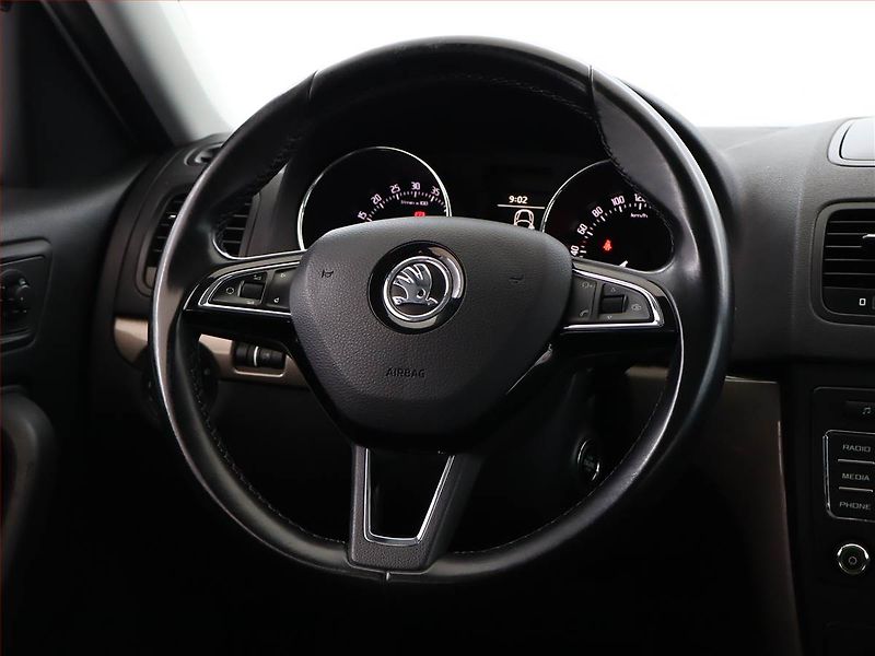Škoda Yeti (2014) Outdoor 2.0 TDI, 4X4 - fotka 13 z 16