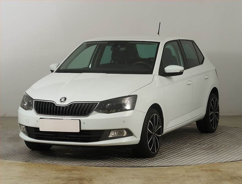 Škoda Fabia (2015) 1.2 TSI, Tempomat - fotka 2 z 21