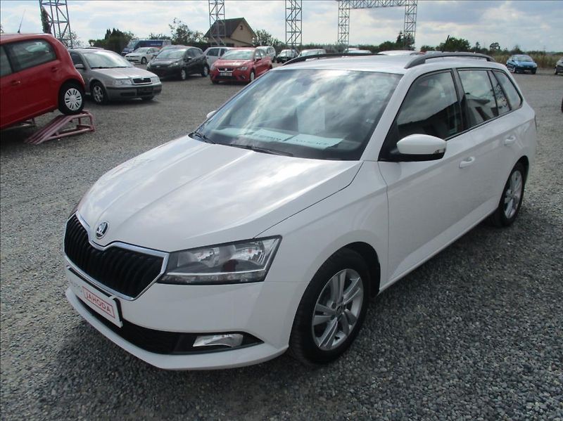 Škoda Fabia 1,0 TSI, servis,DPH,1.maj,CZ, - fotka 3 z 43